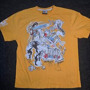 Yellow cotton streetwear tee with unique designs